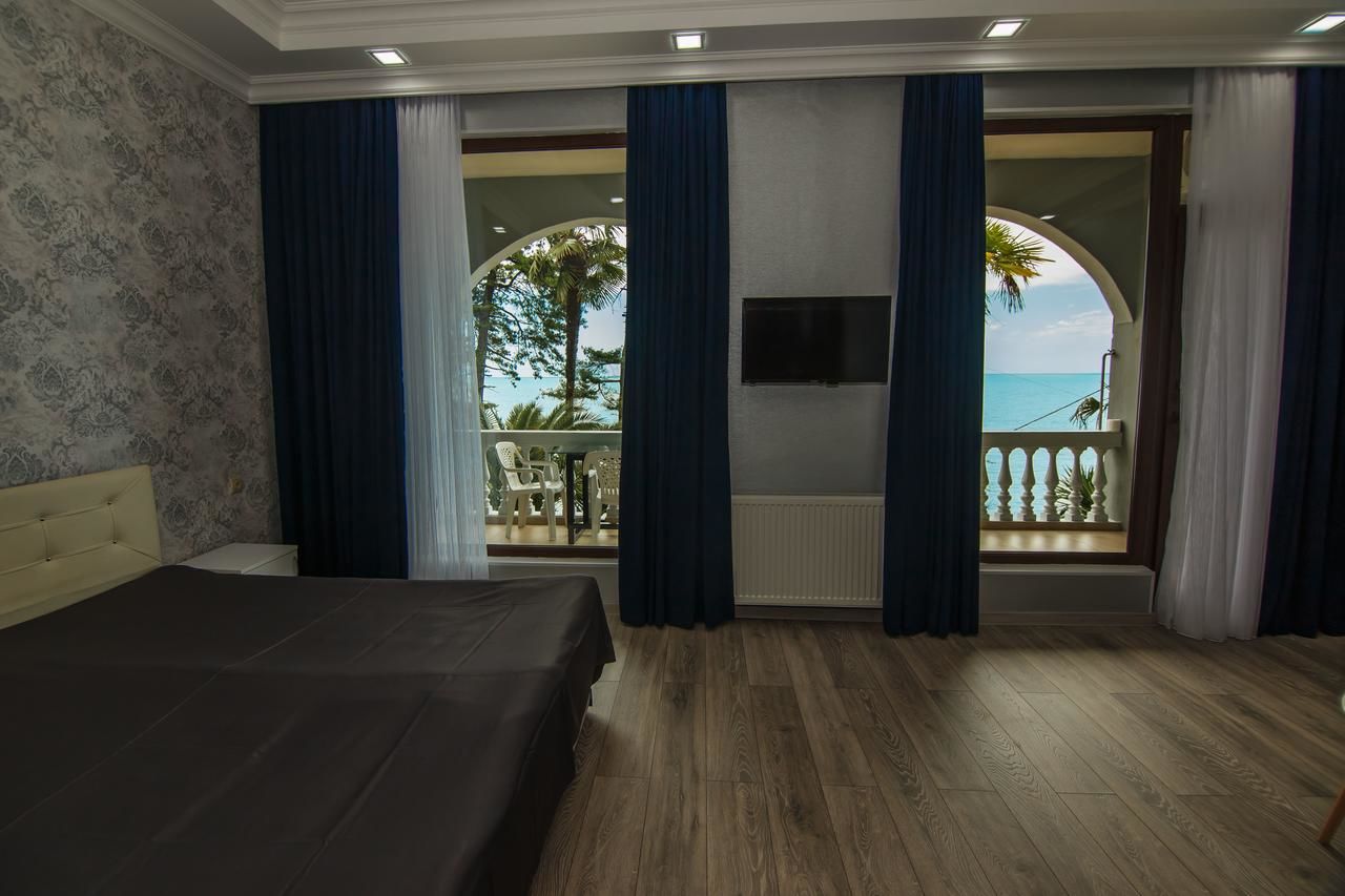 Мини-отель House at the Sea Батуми-12