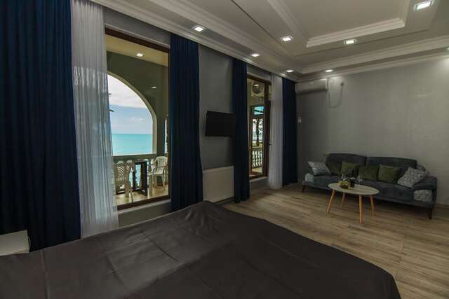 Мини-отель House at the Sea Батуми-12